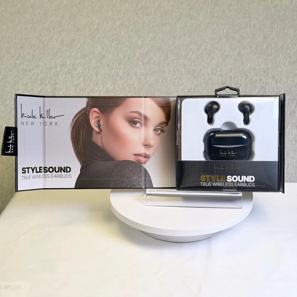Tech Theory PowerMag Plus 10000mAh & Nicole Miller StyleSound Earbuds Bundle